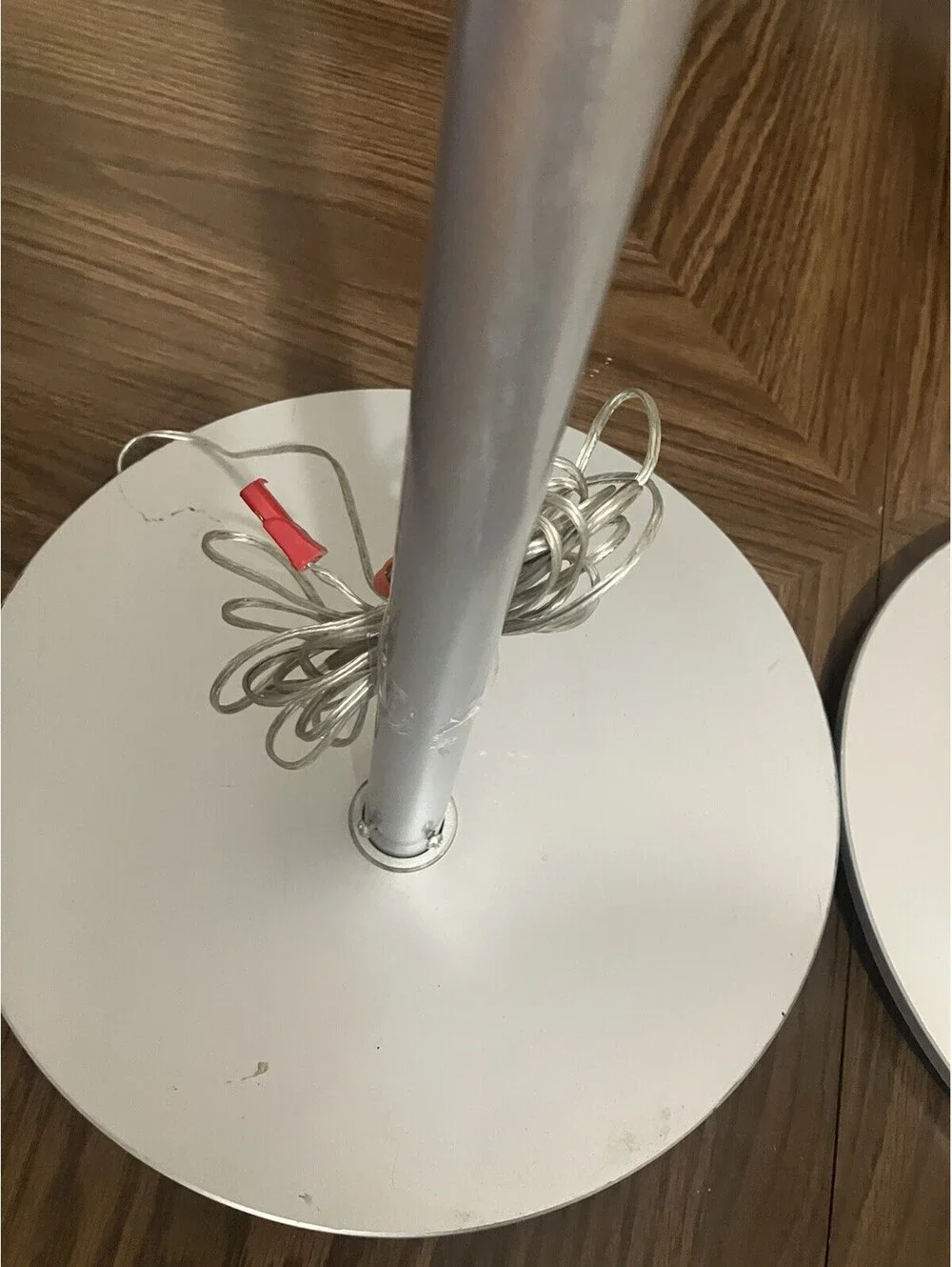 2 SONY SS-TS73 Tower Speakers RIGHT & LEFT works great- With Stands